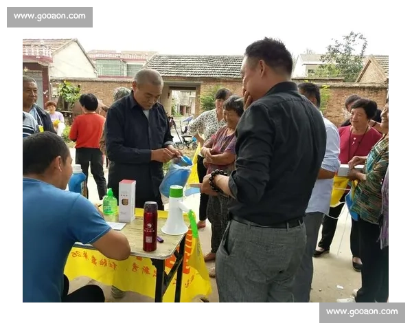 图赫尔更衣室暖心一幕：欧青赛夺冠后拥抱每位球员彰显领袖魅力