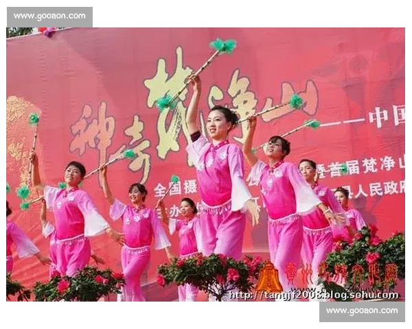 平地生花！90 后非遗传承人舞花棍，棍起瞬间绽放千年技艺