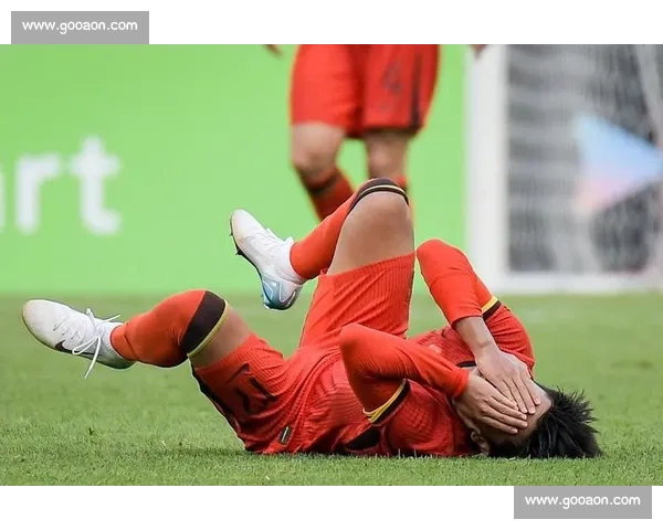 尴尬！前国脚之子留洋三年 0 球 0 助攻，回国无人问津转行娱乐圈